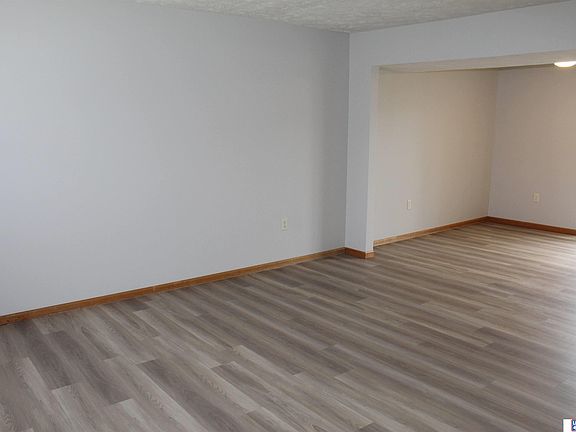 4th image of 2400 Ramsey Rd