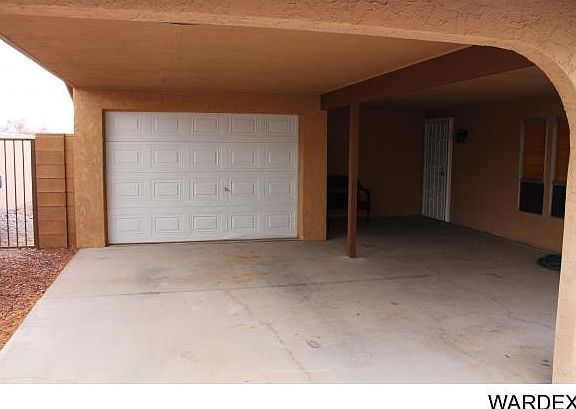 2nd image of 3643 Gem St