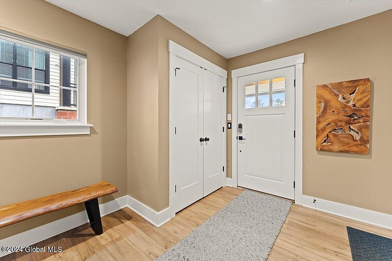 4th image of 19 Gibson Court