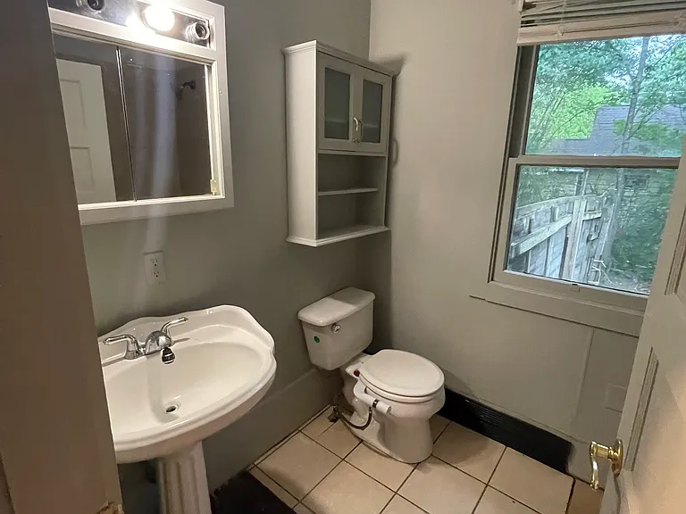 1519 Lamar Pl — Photo 6