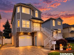 112 Tontine Avenue, Lyndhurst, NJ 07071