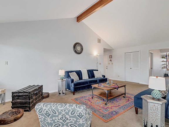 3rd image of 11163 Regency Dr