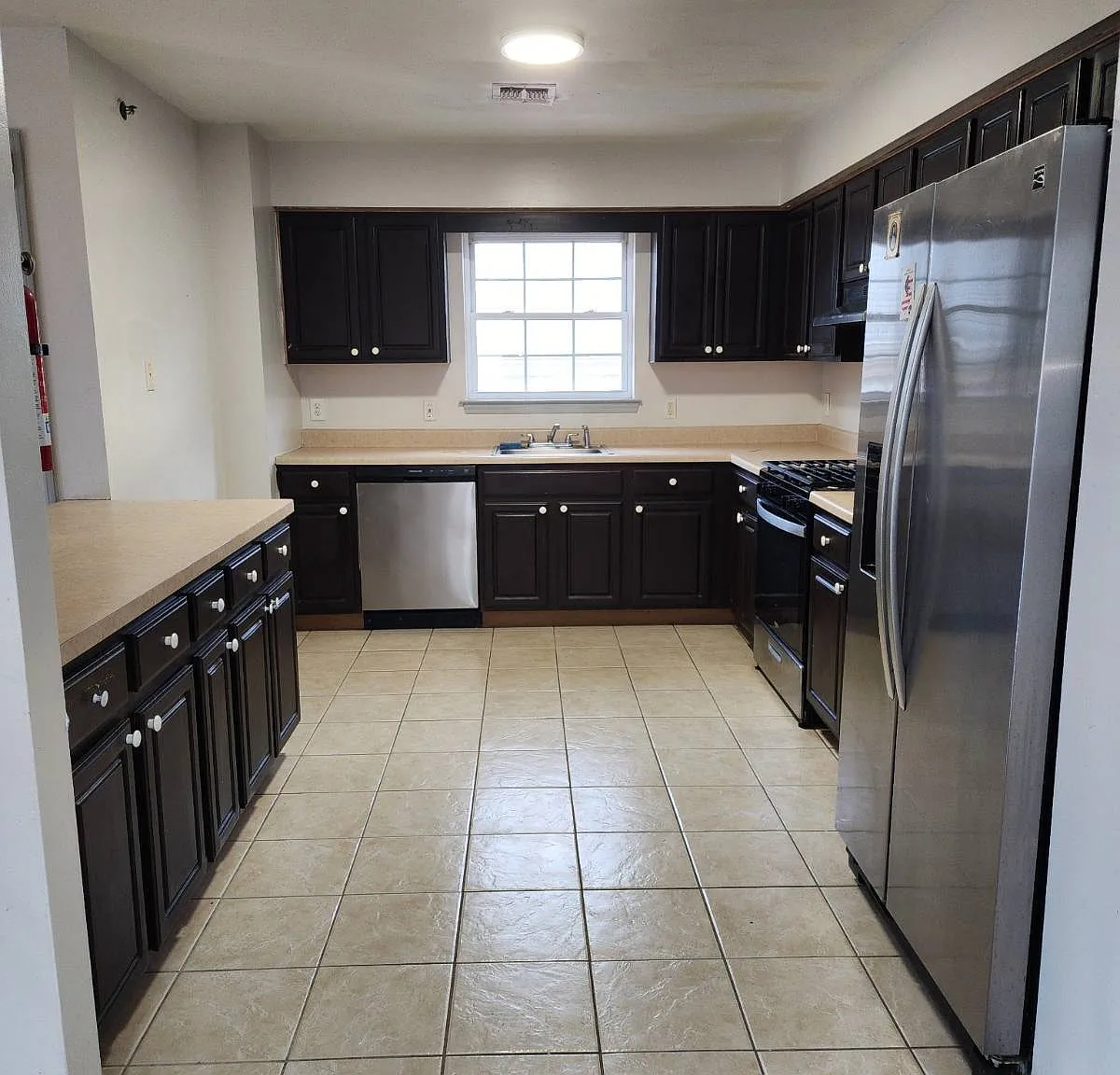 3 bed, 2.0 bath, $2,700 — Photo 1