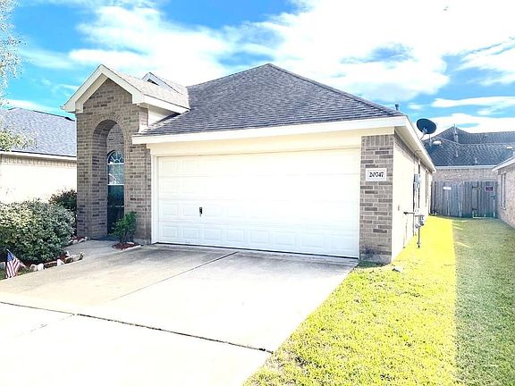 4th image of 20747 Pine Rain Ct