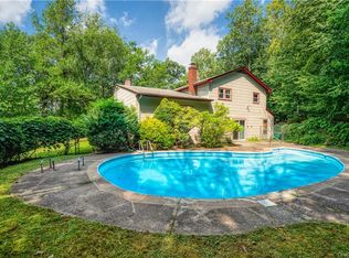 11 Beckett Ct, Monsey, NY 10952