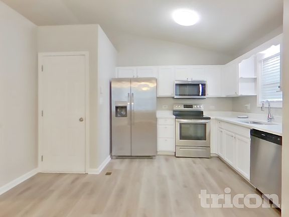 5th image of 113 Colt Ln