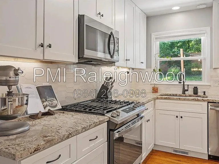 5408 Farley Dr #3 — Photo 5