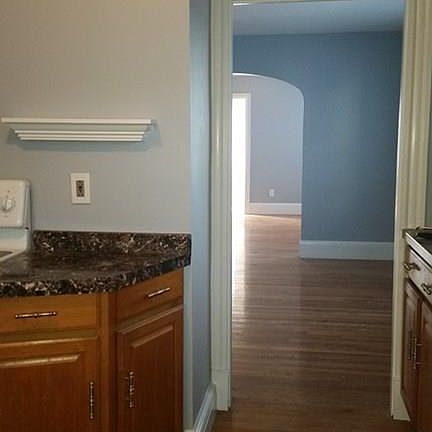 4th image of 8 Cleveland St #2