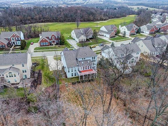 3rd image of 2671 Wyndham Dr