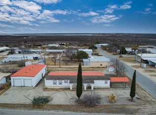 408 River St, Del Rio, TX 78840