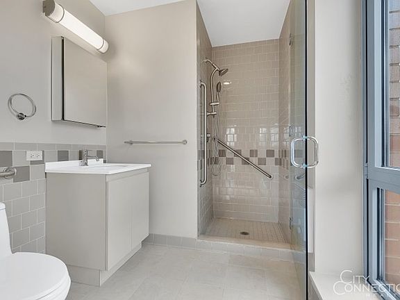 5th image of 373 Wythe Ave APT 7f