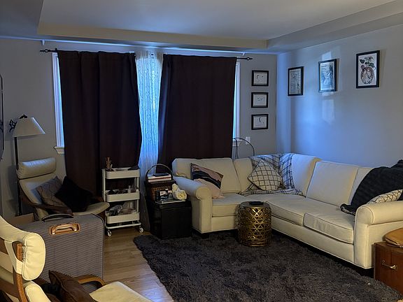 4th image of 280 Armstrong St #6