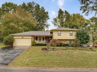 2047 W Blakey Street, Springfield, MO 65810