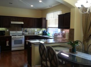 27247 Sterling Grove Ln, Canyon Country, CA 91387