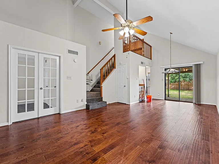 25 Regency Ln — Photo 9