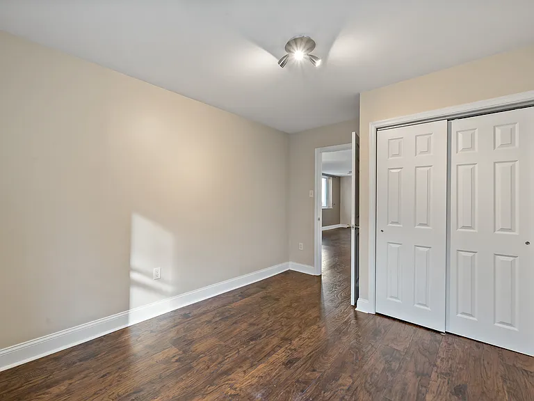 443 Fairmount Ave #C — Photo 12