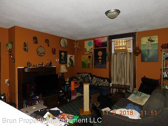 3rd image of 203 12th St APT 5