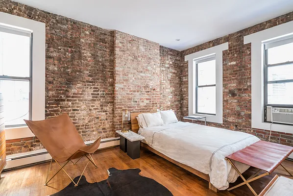 Rented by Compass | media 45