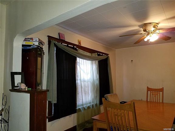 4th image of 70 Sussex St