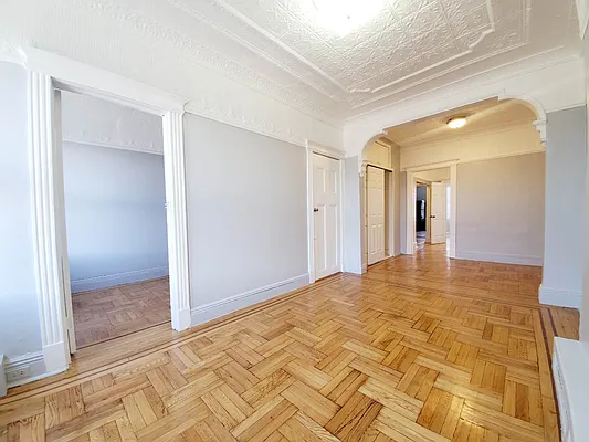 Rented by Linda N Eskander, LREB | media 24