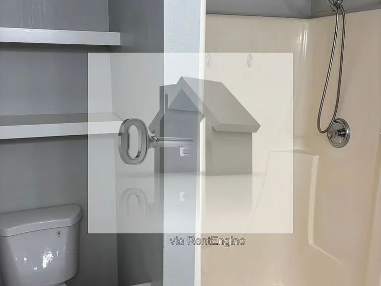 1068 Joaquin Rd — Photo 16