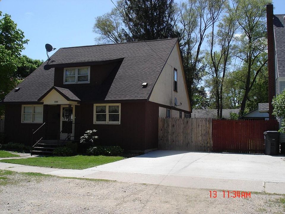 1st image of 420 E Linden St