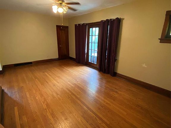 3rd image of 5836 Goener Ave