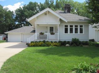 306 9th St SE, Spencer, IA 51301