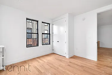 Rented by Rennit Inc.