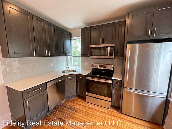 2nd image of 125 3rd St Floor 2