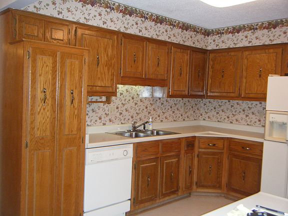 4th image of 1024 Boulder Dr