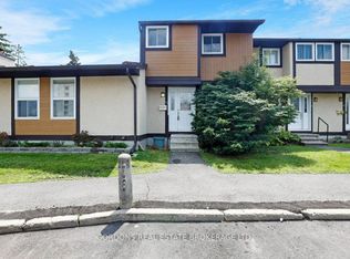 3322 Uplands Dr #53, Ottawa, ON K1V 9R9