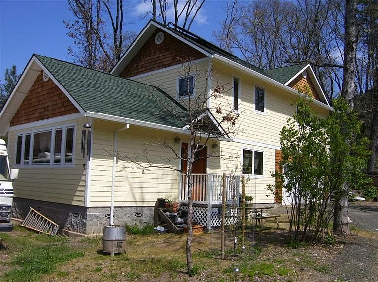1st image of 29 Laurel Dr