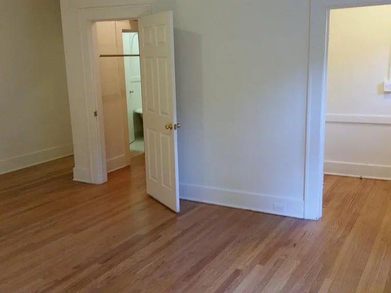 965 N Washington St #4 — Photo 5