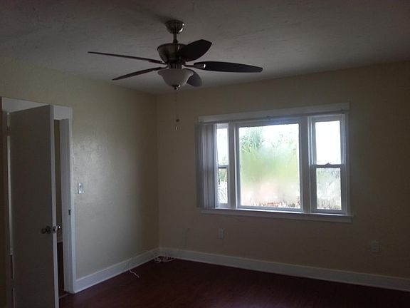 5th image of 335 20th St
