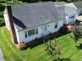 379 E Main St, East Brookfield, MA 01515