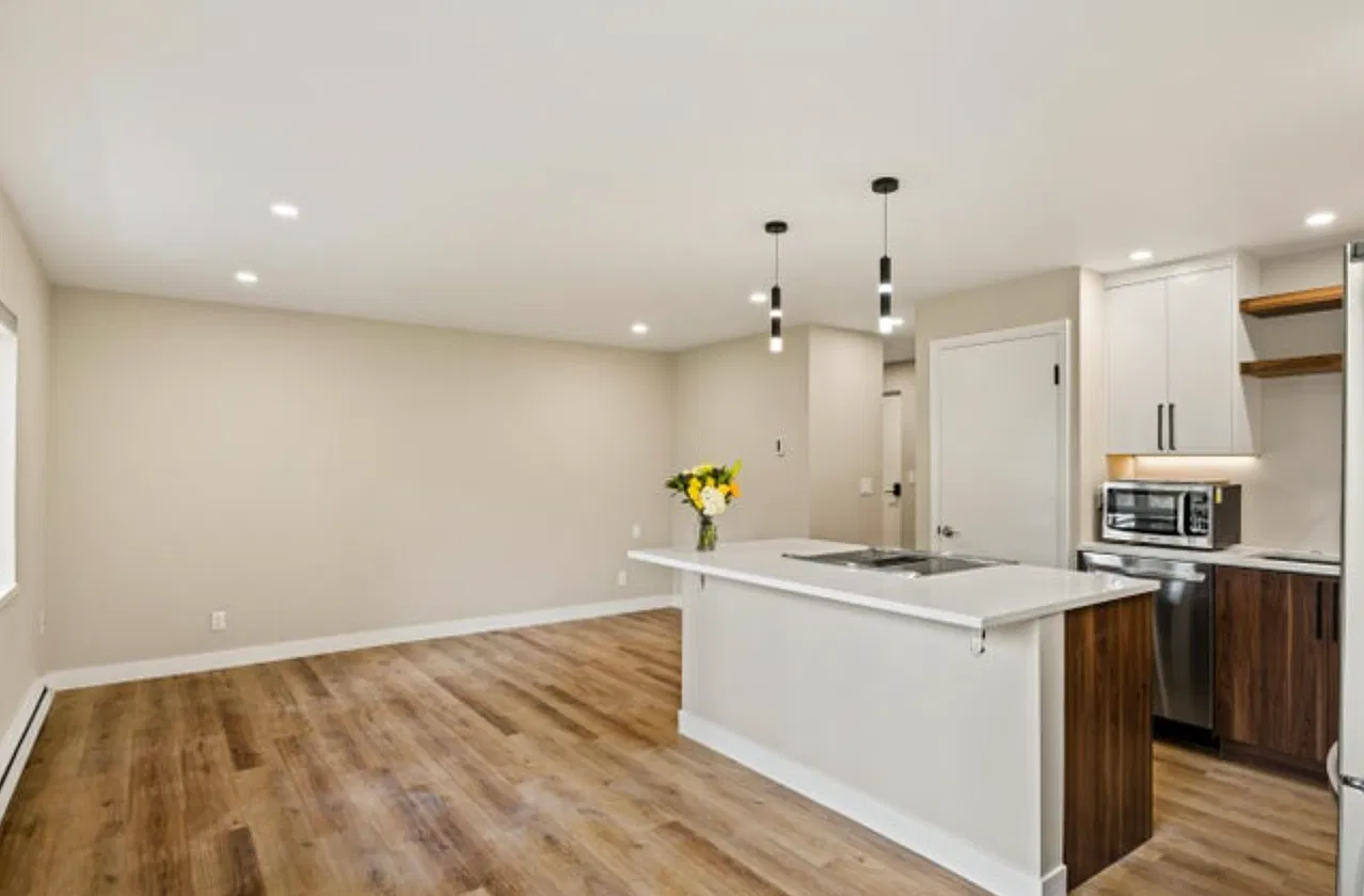 1 bed, 625 sqft, $4,900 — Photo 3