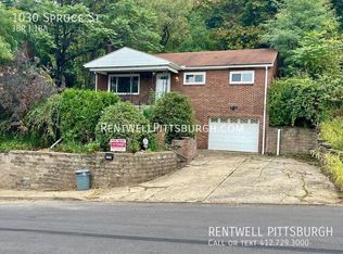 1030 Spruce St, Ambridge, PA 15003