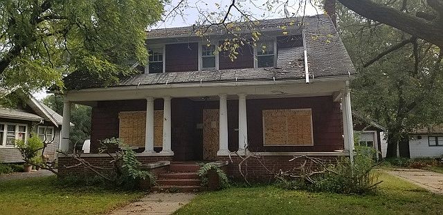1st image of 1905 N Rockton Ave
