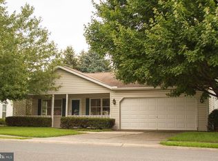 47 Bayberry Dr, Mechanicsburg, PA 17050