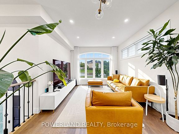 2nd image of 259 Dundas Way