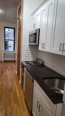 Rented by United Realty Equities | media 11