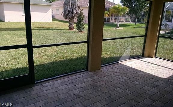 4th image of 5015 SW 27th Pl
