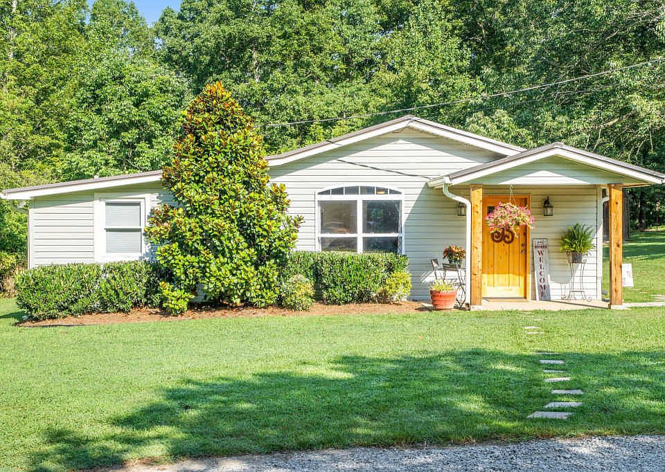 1st image of 608 Friendship Acres Dr