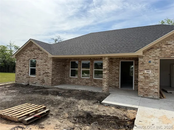 3501 Gallant Fox Ave, Durant, OK 74701
