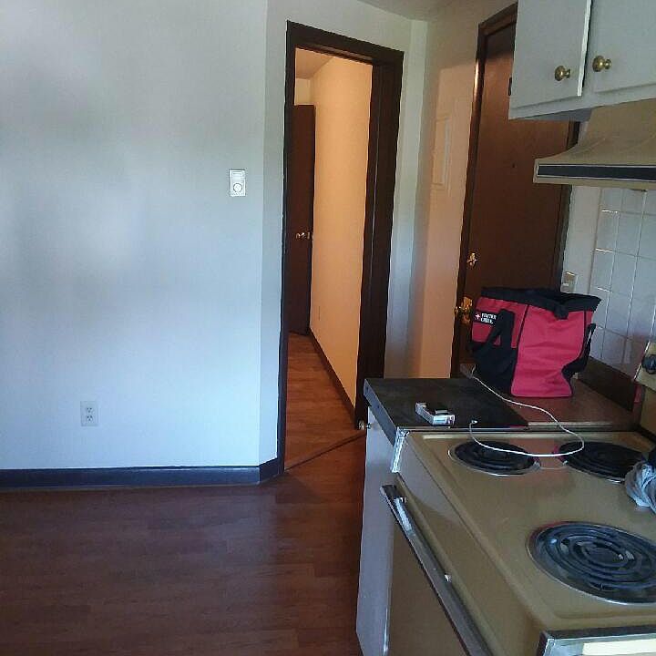 2nd image of 216-222 S Peterboro St
