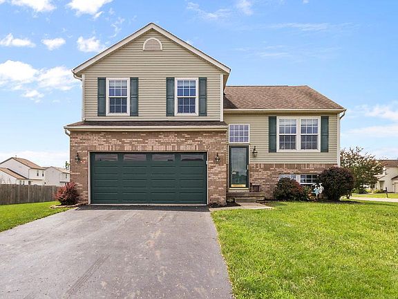 3rd image of 9219 Ruston Ln