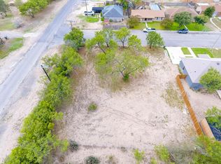106 Rio Grande St, Uvalde, TX 78801