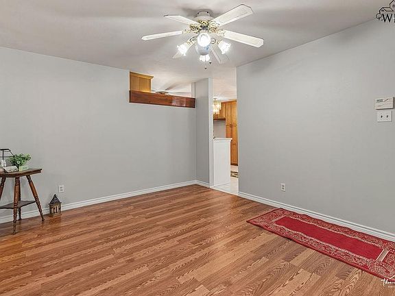 4th image of 5011 Kingston Dr