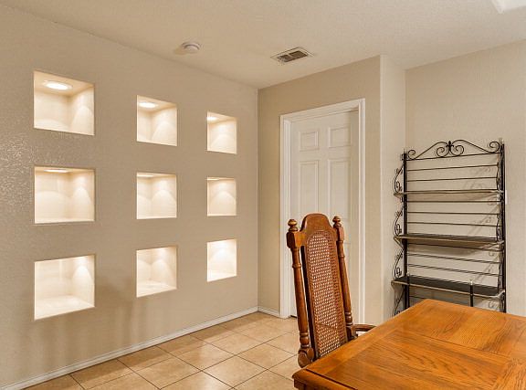 3rd image of 216 Fudge Dr